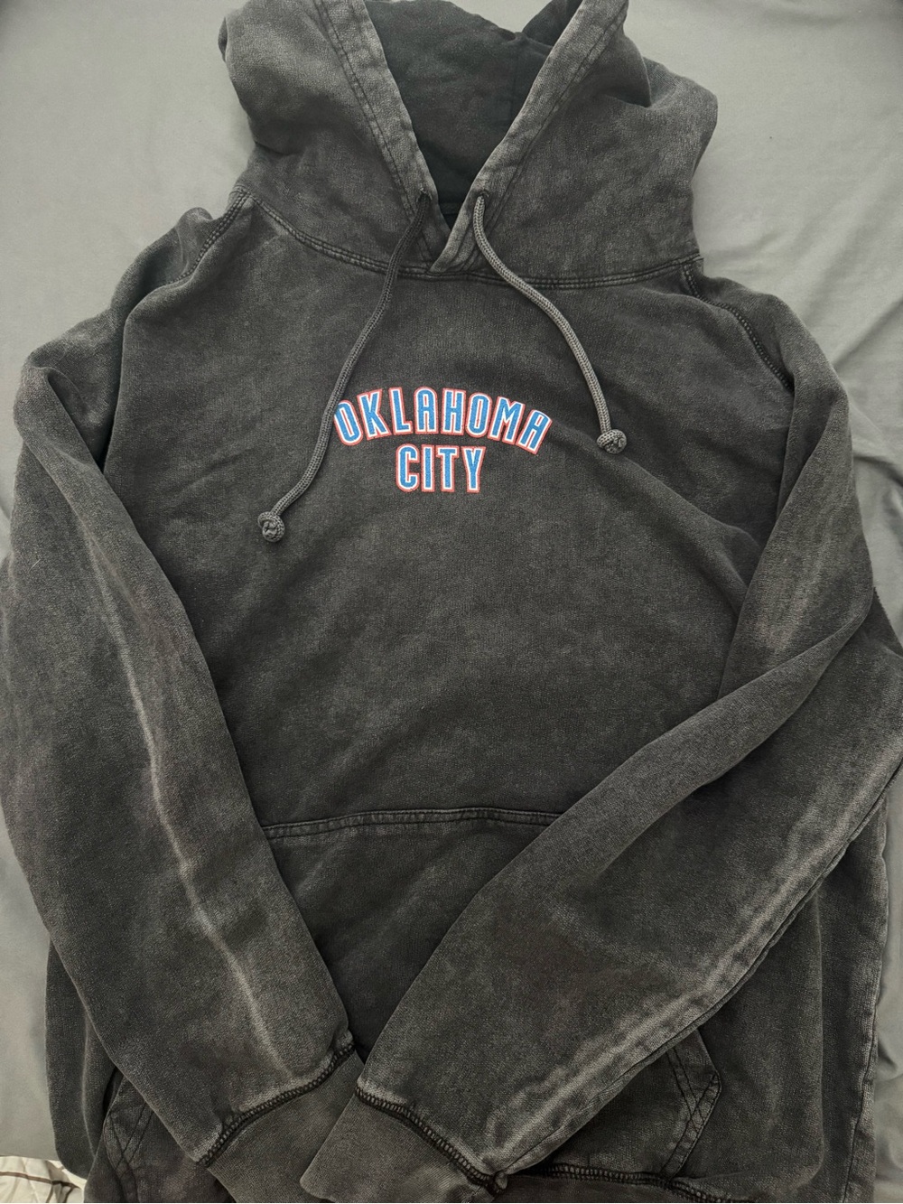 Men's Black Vintage-Wash Oklahoma City Thunder Hoodie - Size XL